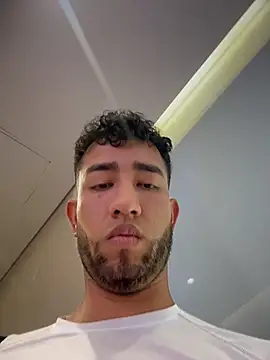 liam_bronw webcam