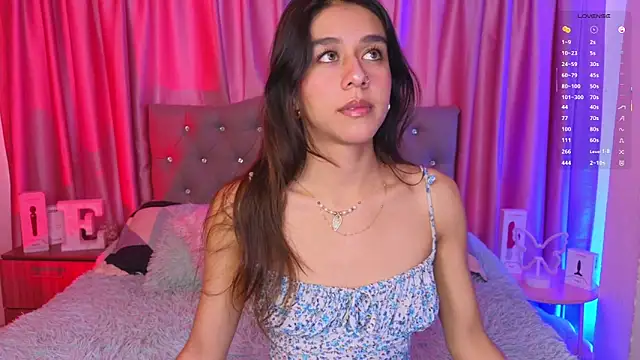 Emiily_Scott1 webcam