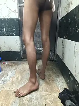 DeLhiBoy_143 webcam