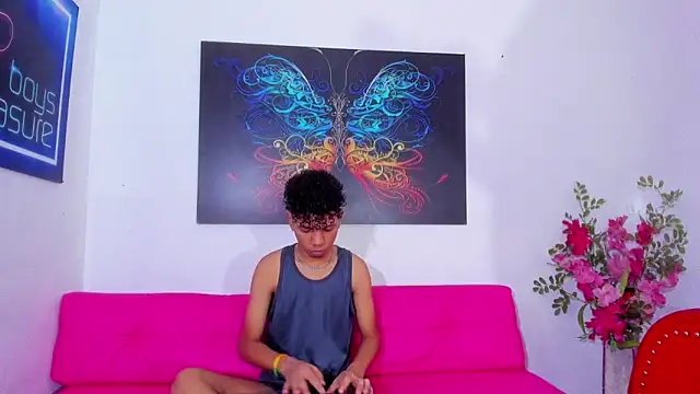Spicy_guys webcam