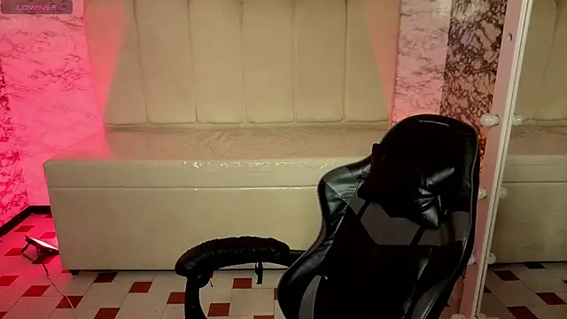Afrodita_Wild_v webcam