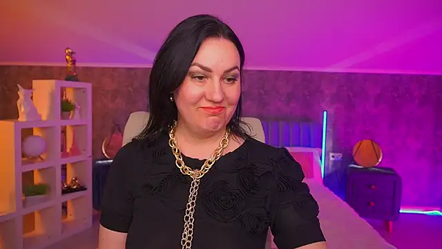 VelvetLuck webcam