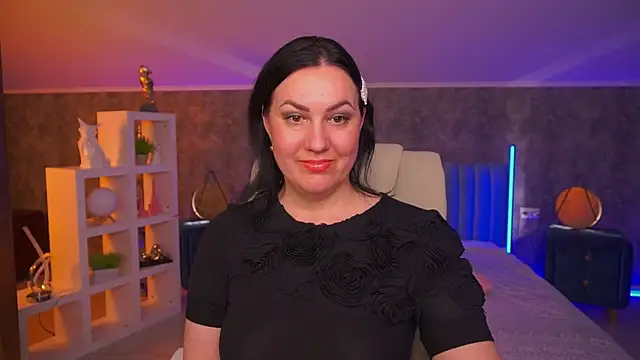 VelvetLuck webcam