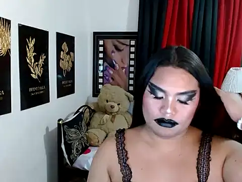 TSbrianaHugeCock webcam