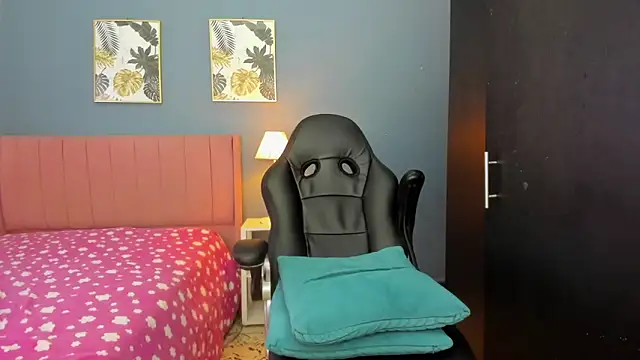 joss_shellby webcam