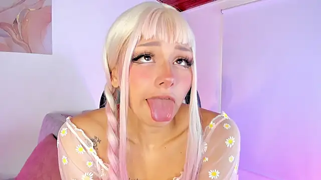 Amelie_Wine webcam
