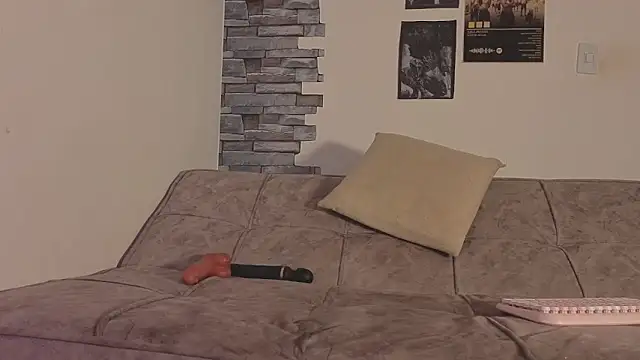 JustClaree webcam