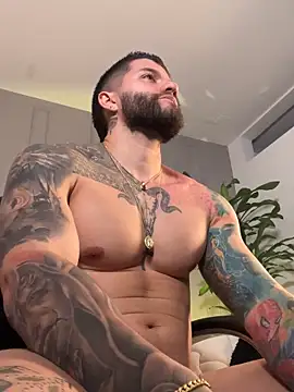 frank_farrell (M young) - Spit dick and play with my nipples