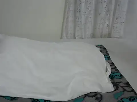 sexxieshanty (Ask my age) - CUCUMBER IN ASS