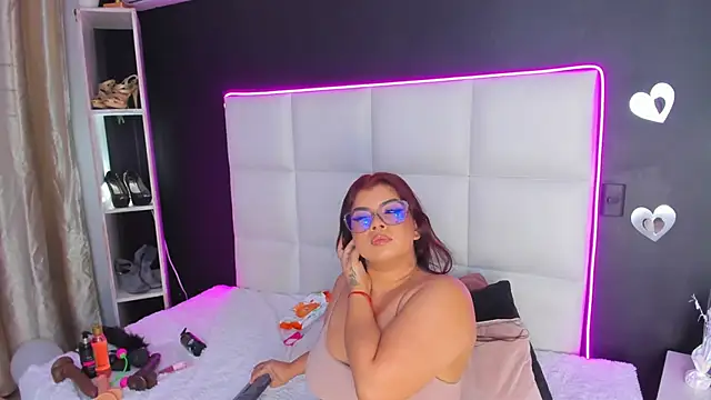Gigi_duran webcam