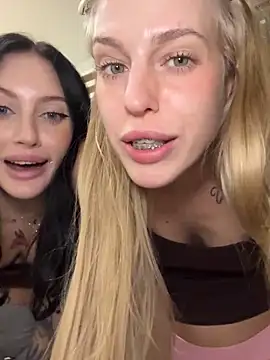 kira_mia webcam