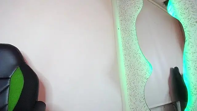 adalya_y webcam