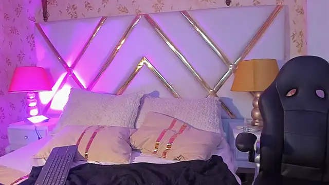 SussyFox webcam