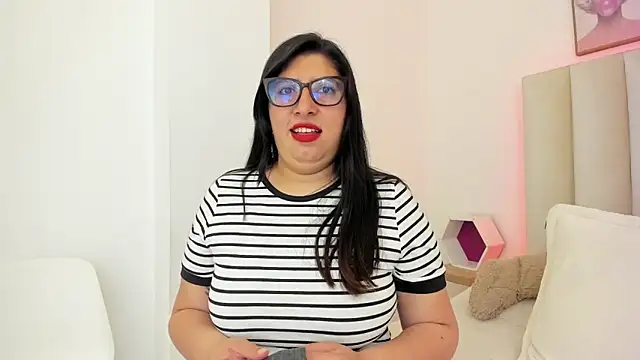 Sally_Dvine webcam