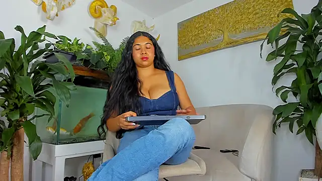 lia_lovelly01 webcam