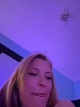 AnastasiaAniess from StripChat is Freechat