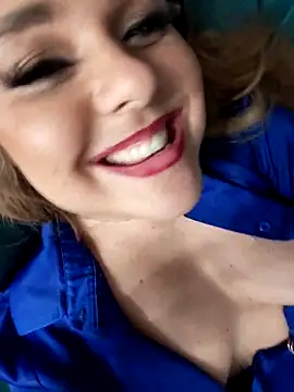 Juicy_PeachLux webcam