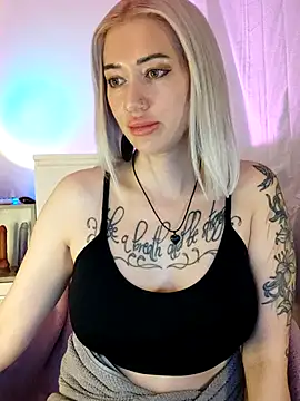 Gina-Lumara webcam