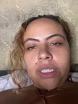Chloe_Leaozinho webcam