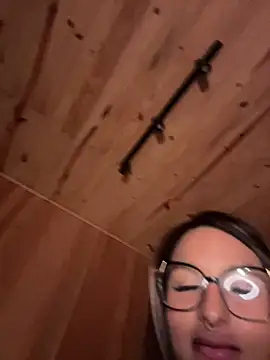 AliceStone19 webcam
