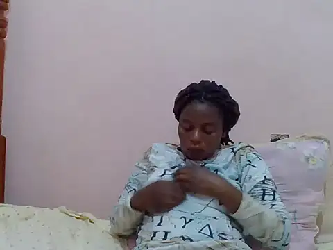 sweetbabra1 webcam