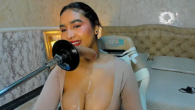 EvaSpicy_ webcam
