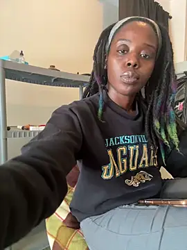 thechocolatepeach webcam