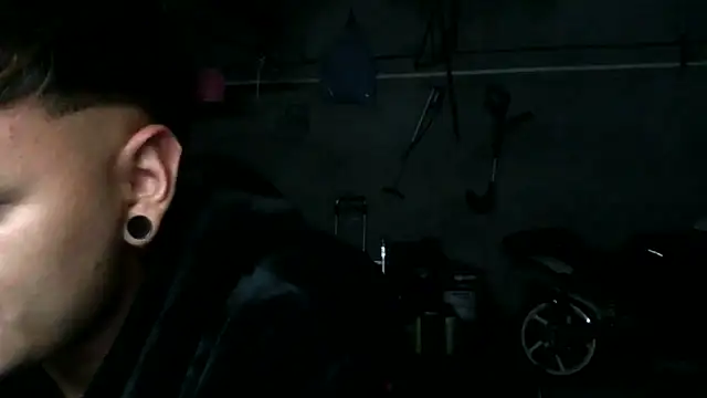 Sickbooy69 webcam