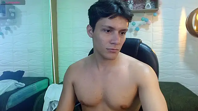 Zayn_clausen webcam