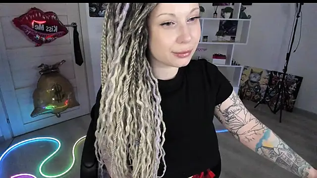 HoneySallyMoore webcam