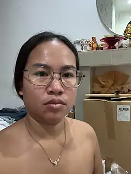 Ponthip webcam