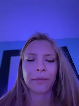 AnastasiaAniess webcam