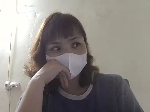 Angela-Eira webcam