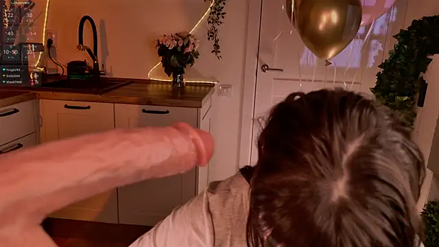 MichaellaMoon webcam