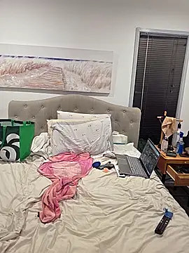 Handsolo_porn webcam