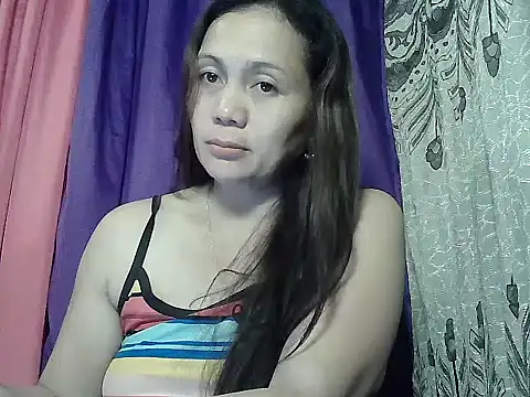 prettymomma24xx webcam