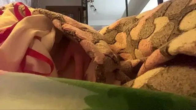 CarolineNine webcam