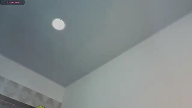 leyla_dikens_ webcam