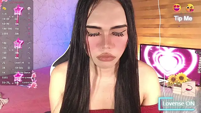 SweetSurrender_ webcam