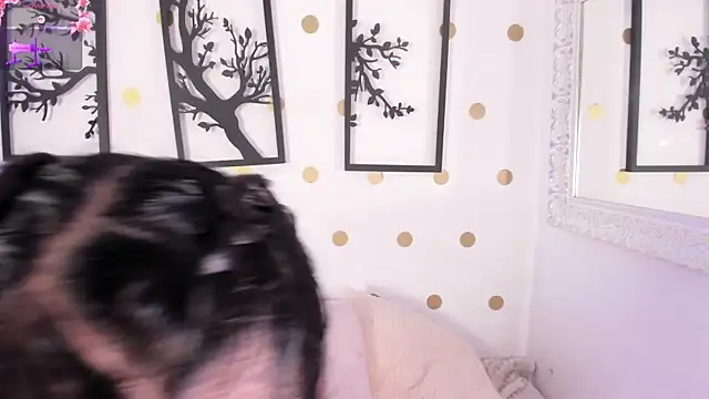 Violeth_00 webcam