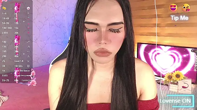 SweetSurrender_ webcam