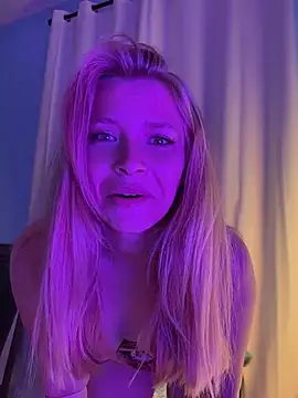 AnastasiaAniess webcam