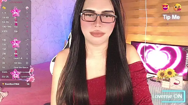 SweetSurrender_ webcam