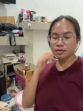 Ponthip webcam