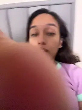 DianaHopson webcam