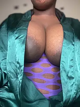 _bellaa webcam