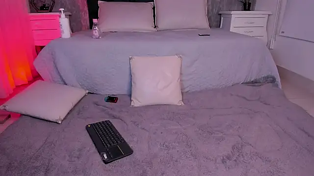 Alexiis_Etereo webcam