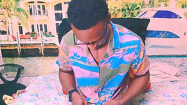 EbonyTiger69 webcam