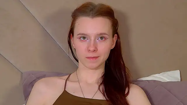 ArinaKubrick webcam