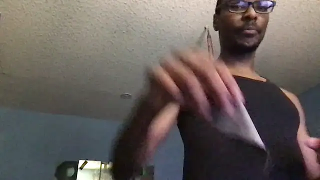 iAmNukka187 webcam